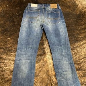 NWT Men’s American Eagle Extreme Flex 4. Original Boot cut.Medium indigo.30x34.